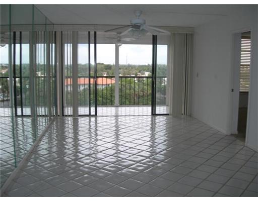 22 Royal Palm Way, Unit 605 Boca Raton, FL 33432 - Photo 3 of 10 Additional Photo
