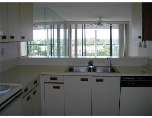 22 Royal Palm Way, Unit 605 Boca Raton, FL 33432 - Photo 6 of 10 Additional Photo