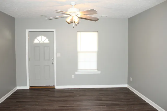 $1,100 | 314 Caldwell Street, Unit 3, McMinnville, TN 37110