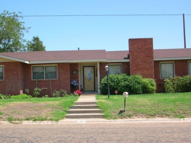 419 West 7th Street Muleshoe, TX 79347 - Photo 1 of 10 Photo 1