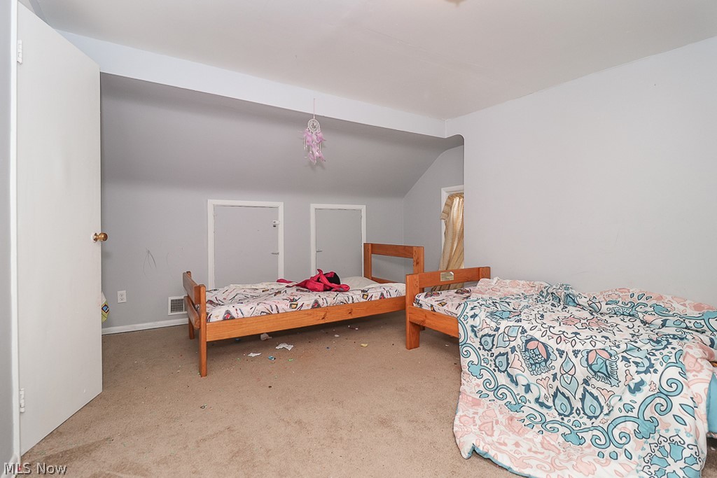 4326 Redding Road Cleveland, OH 44109 - Photo 22 of 33