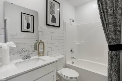 $419,995 | 6029 Slippery Elm Bend, Noblesville, IN 46062