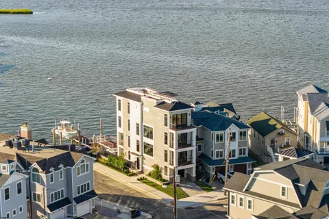 $4,450,000 | 233 West 17th Street, Ocean City, NJ 08226