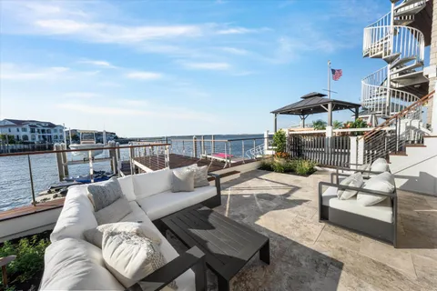$4,450,000 | 233 West 17th Street, Ocean City, NJ 08226