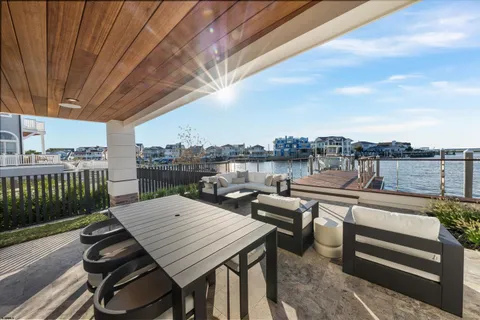 $4,450,000 | 233 West 17th Street, Ocean City, NJ 08226