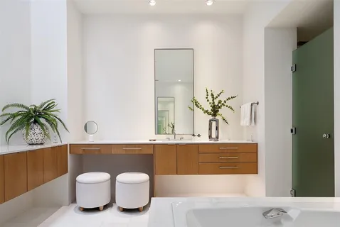 $1,295,000 | 3740 Holland Avenue, Unit 3B, Dallas, TX 75219