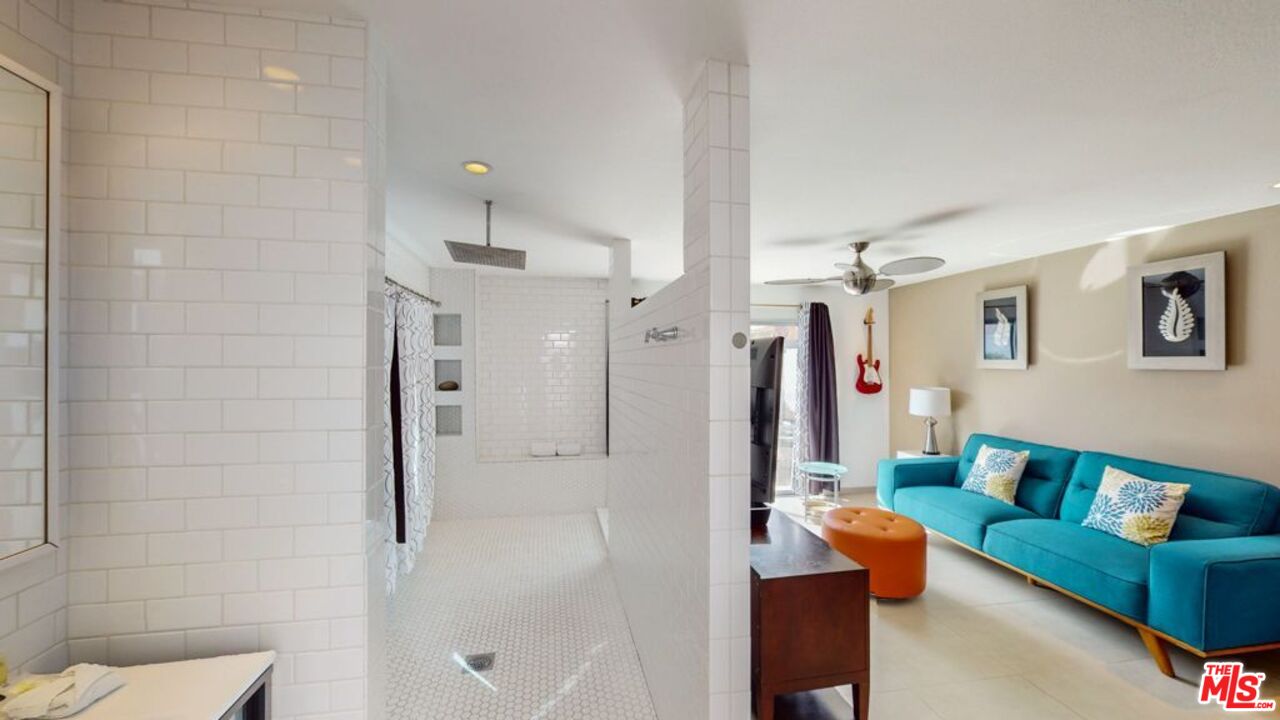 2295 East Nicola Road Palm Springs, CA 92262 - Photo 10 of 23 a bathroom with a shower