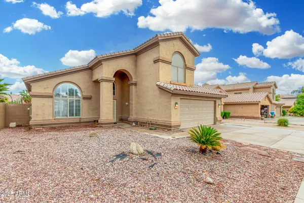 $644,990 | 4616 East Summerhaven Drive, Phoenix, AZ 85044