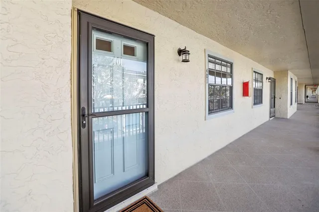 $275,000 | 460 Paula Drive South, Unit 401, Dunedin, FL 34698