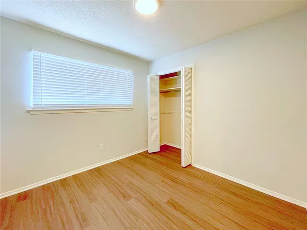 $2,250 | 11807 Knights Bridge, Austin, TX 78759