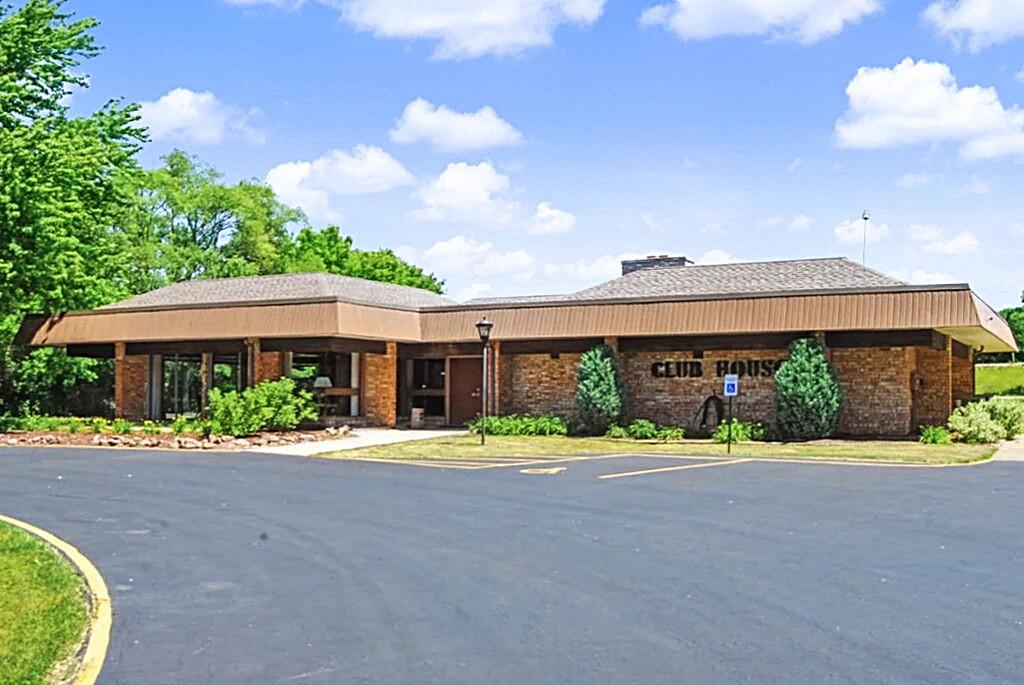 11926 West Mill Road, Unit 4 Milwaukee, WI 53225 - Photo 17 of 34 Clubhouse