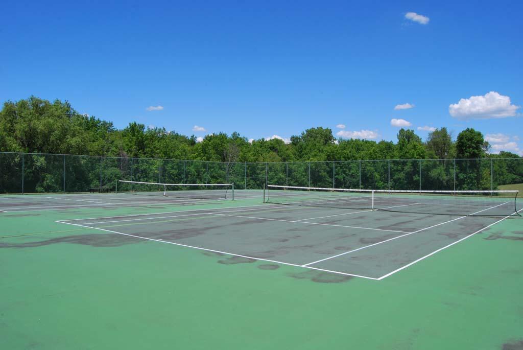 11926 West Mill Road, Unit 4 Milwaukee, WI 53225 - Photo 28 of 34 Tennis courts
