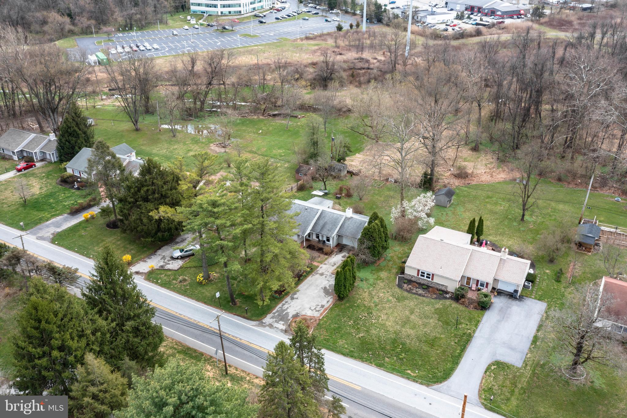 84 Conestoga Road Malvern, PA 19355 - Photo 8 of 41 Aerial view of front