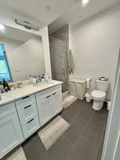 $3,200 | 3355 North Southport Avenue, Unit 2F, Chicago, IL 60657