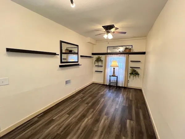 $1,550 | 4709 Park Drive, Houston, TX 77023