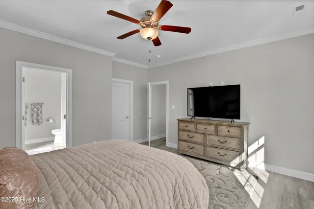 $394,600 | 508 Diamond Ridge Court, Hubert, NC 28539