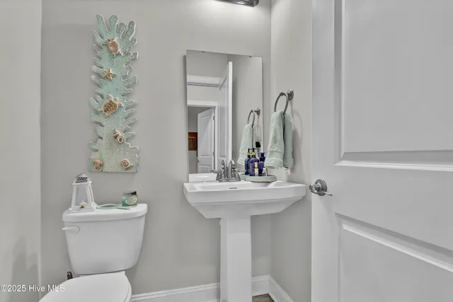 $394,600 | 508 Diamond Ridge Court, Hubert, NC 28539