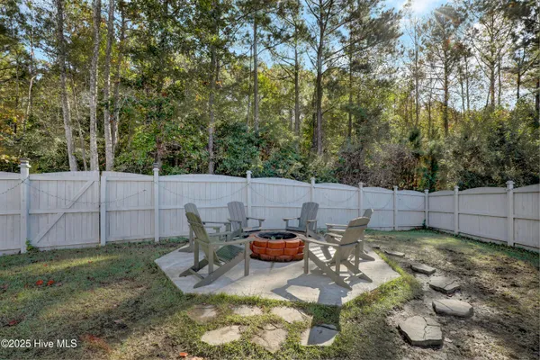 $379,900 | 508 Diamond Ridge Court, Hubert, NC 28539