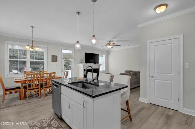 $394,600 | 508 Diamond Ridge Court, Hubert, NC 28539