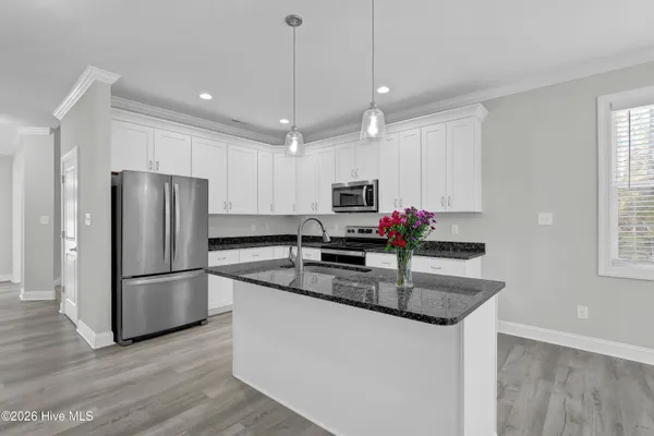 $379,900 | 508 Diamond Ridge Court, Hubert, NC 28539