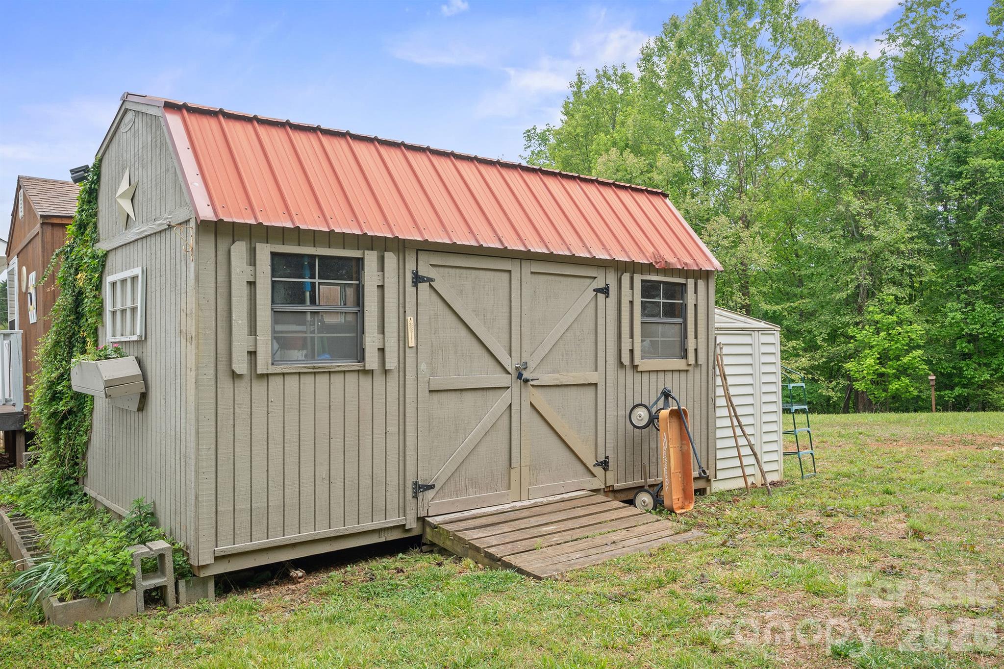 2517 Horseshoe Road Westfield, NC 27053 - Photo 32 of 45