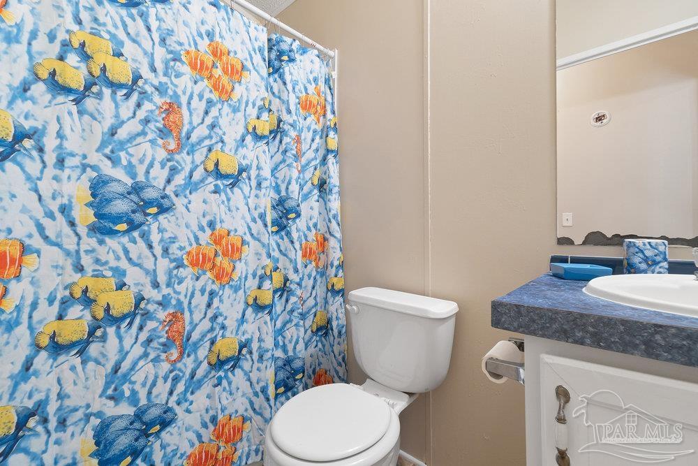 4855 Persimmon Hollow Road Milton, FL 32583 - Photo 4 of 16