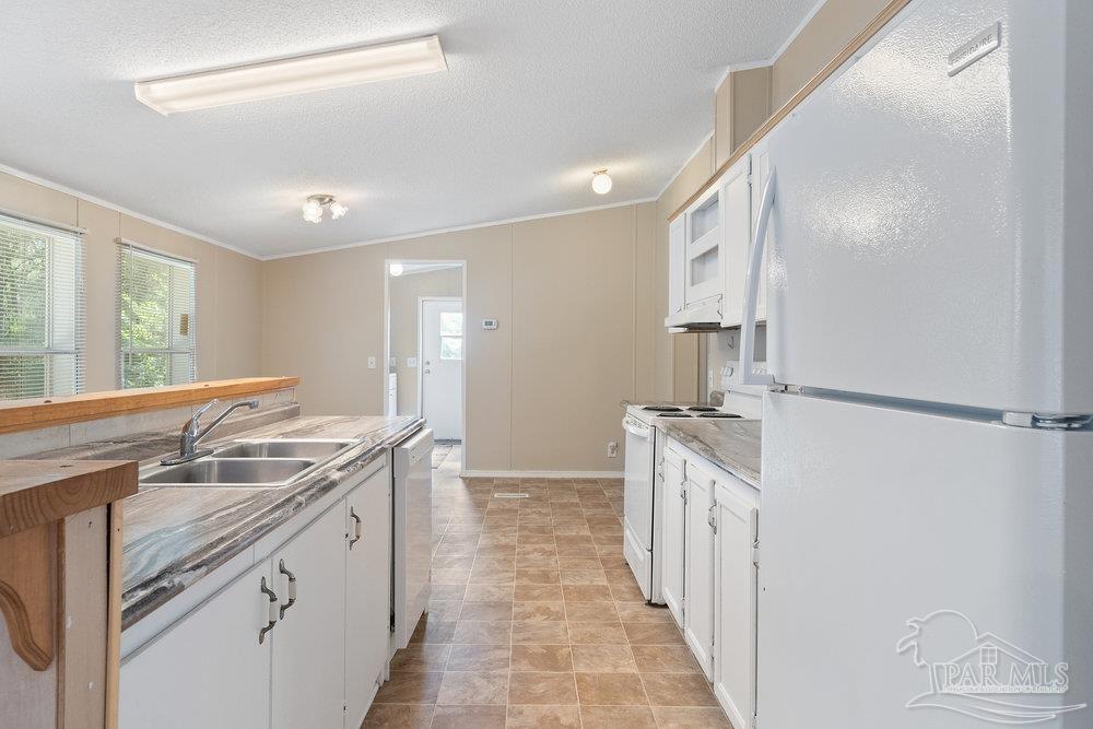 4855 Persimmon Hollow Road Milton, FL 32583 - Photo 8 of 16