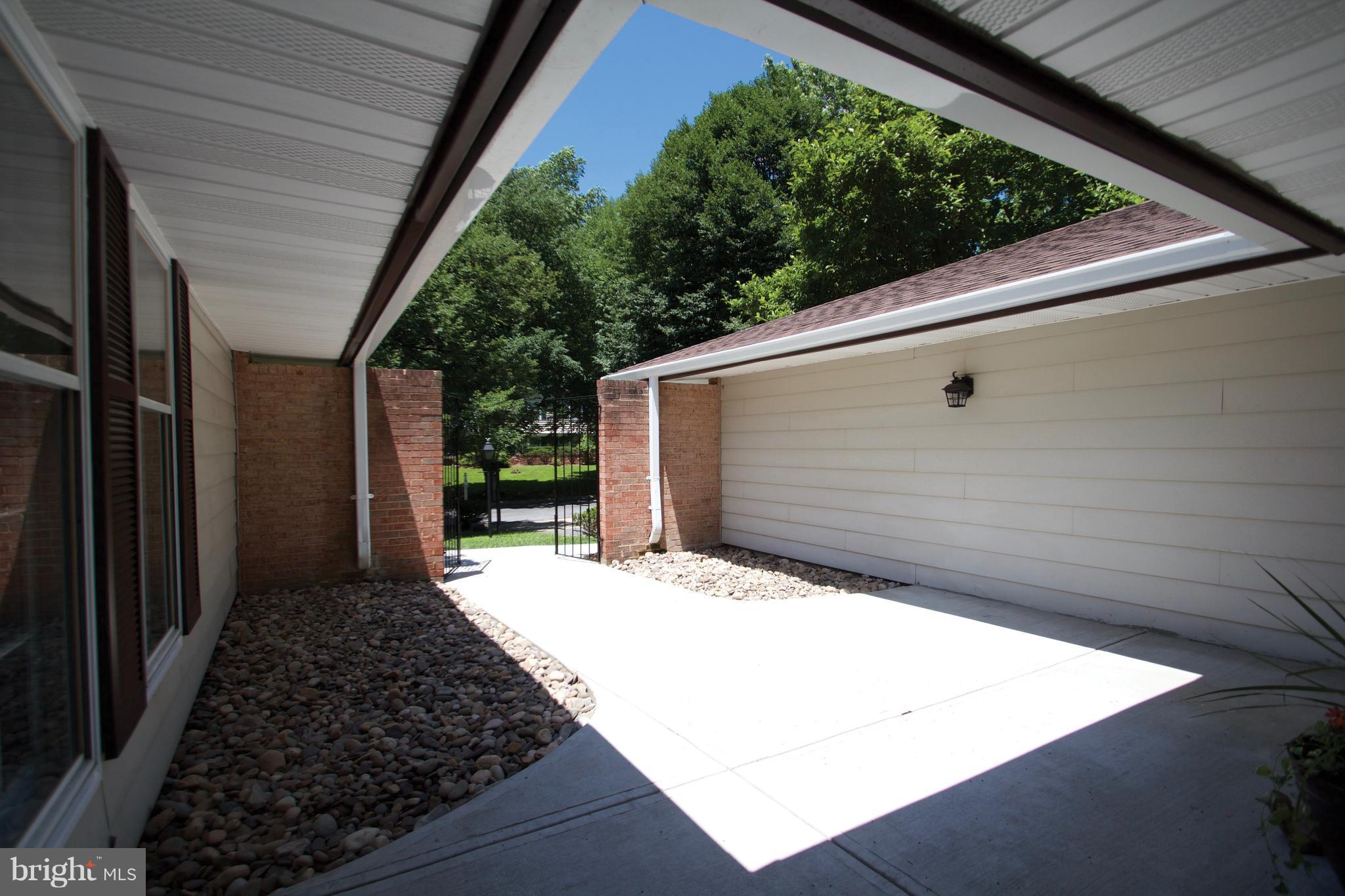 3217 Birchtree Lane Silver Spring, MD 20906 - Photo 30 of 30 Courtyard
