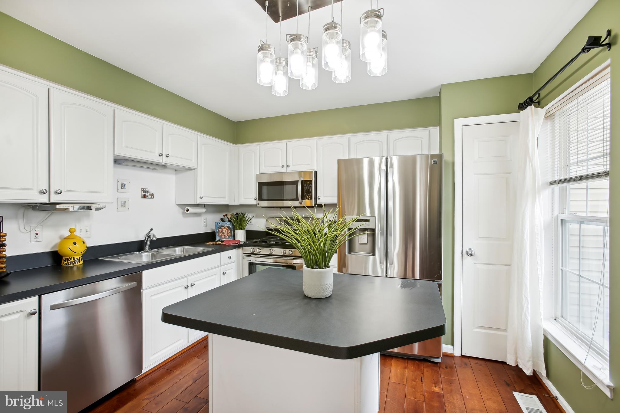 6379 Stagg Court Springfield, VA 22150 - Photo 10 of 51
