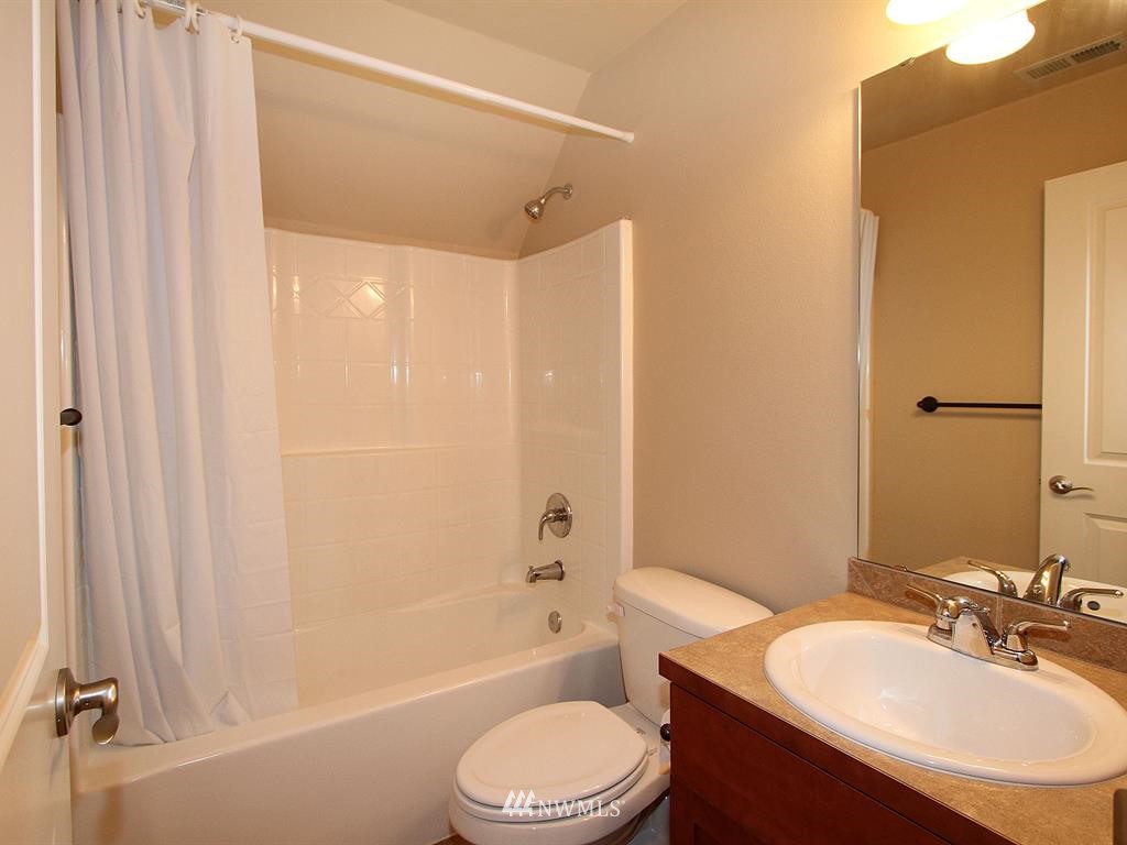 1365 Northeast 14th Street Renton, WA 98059 - Photo 18 of 23 Gallery Image 18