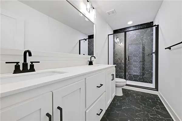$335,000 | 3336 Tracy Avenue, Kansas City, MO 64109