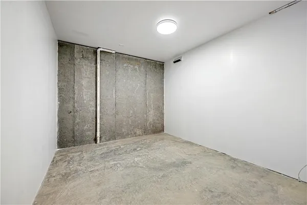 $335,000 | 3336 Tracy Avenue, Kansas City, MO 64109