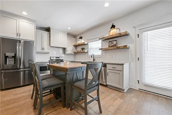 $335,000 | 3336 Tracy Avenue, Kansas City, MO 64109