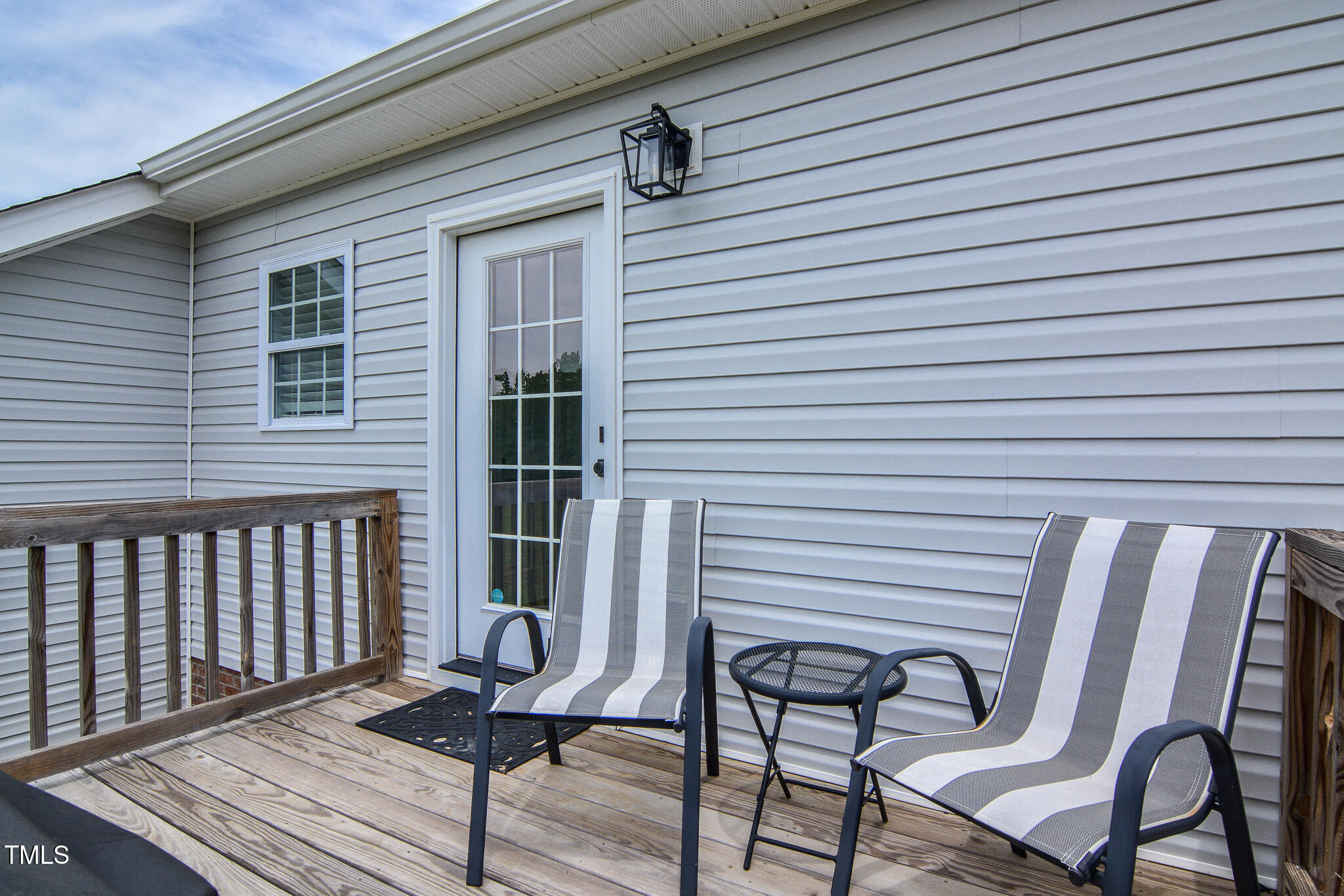 7045 Finch Road Bailey, NC 27807 - Photo 29 of 44 7045-Deck1