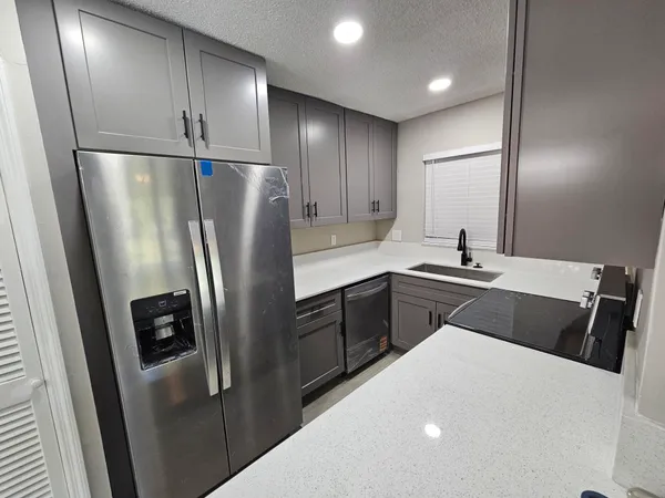 $2,100 | 1301 Northwest 12th Avenue, Unit 415A, Boca Raton, FL 33486