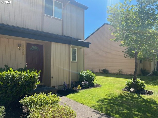 1492 Fetters Loop Eugene, OR 97402 - Photo 3 of 24 Gallery Image 3