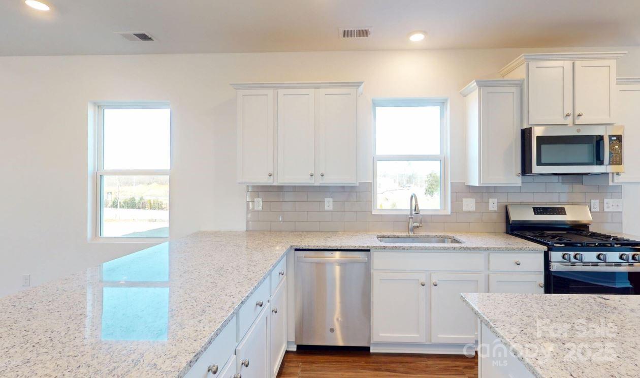 1821 Augustine Street Monroe, NC 28112 - Photo 6 of 22