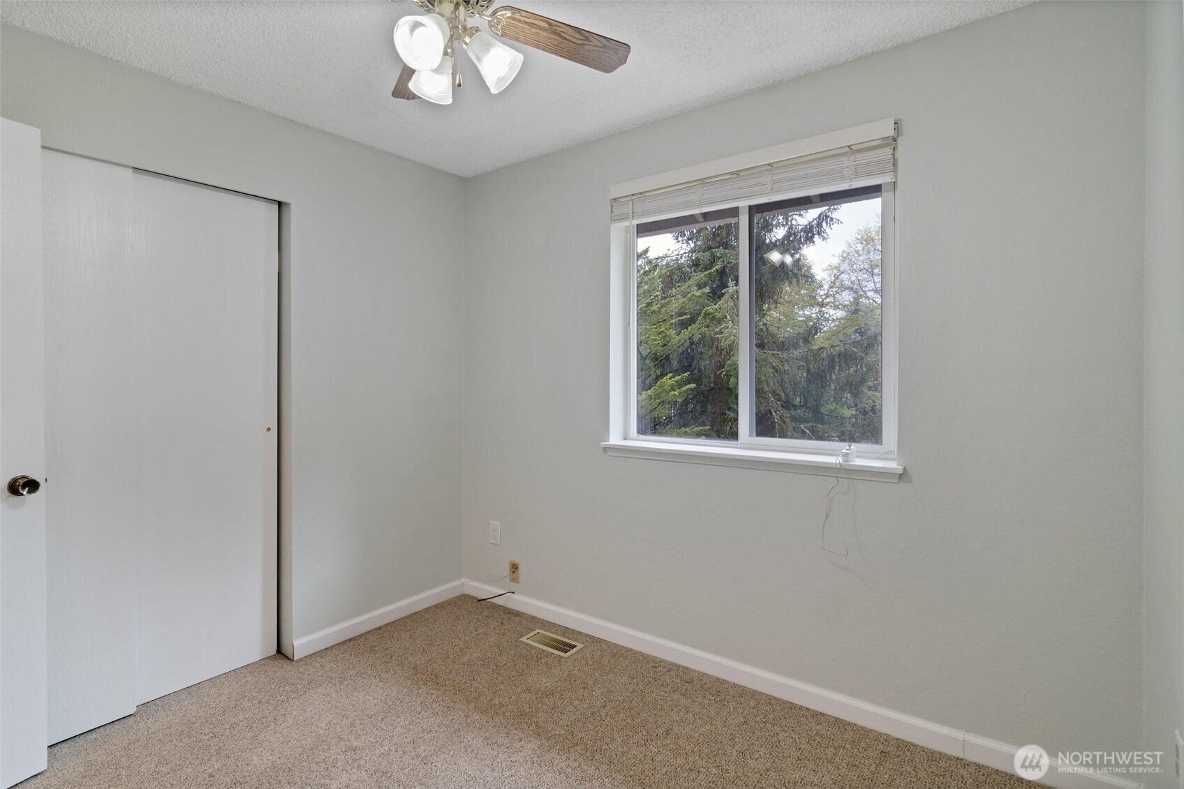 1132 South 22nd Court Renton, WA 98055 - Photo 9 of 15