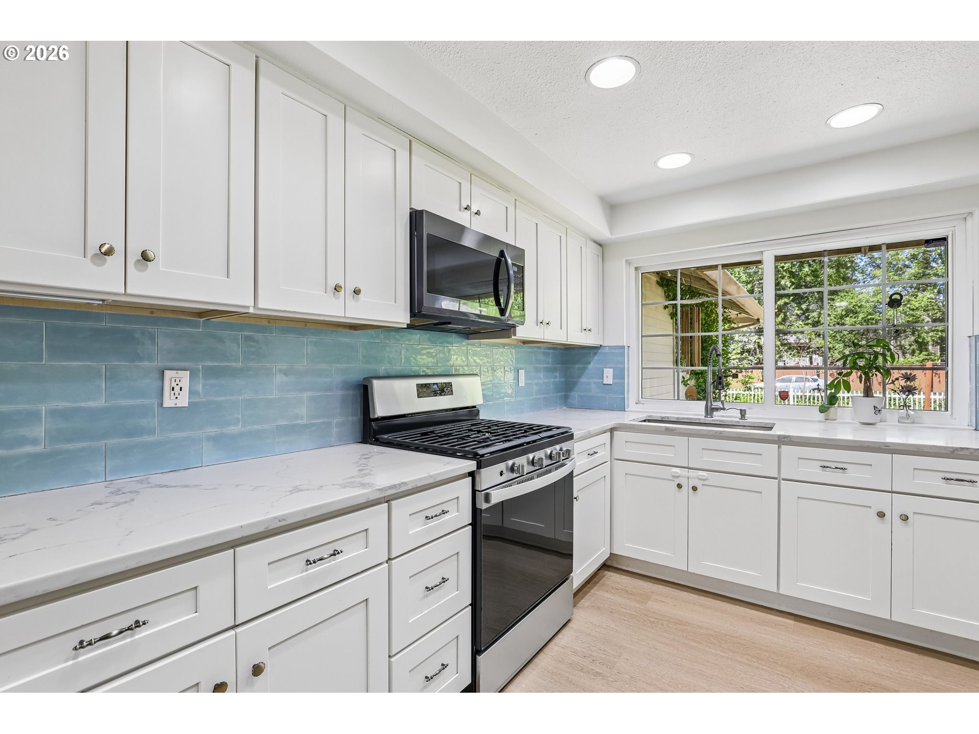 17940 Southwest Frances Street Beaverton, OR 97003 - Photo 29 of 48