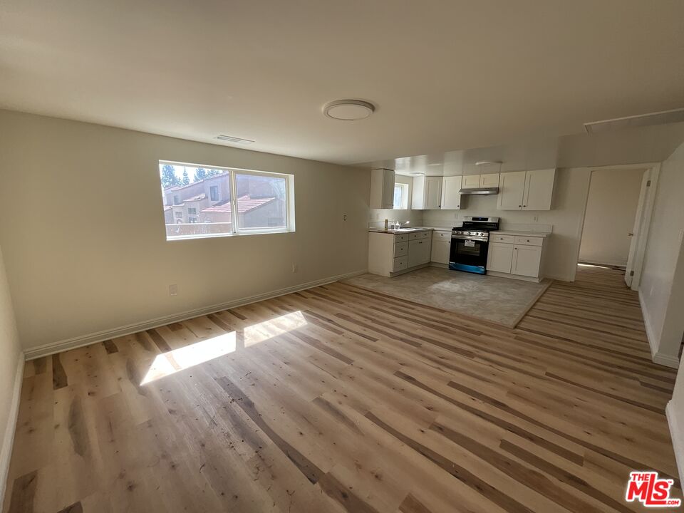 8527 Arrow Avenue Rancho Cucamonga, CA 91730 - Photo 2 of 9