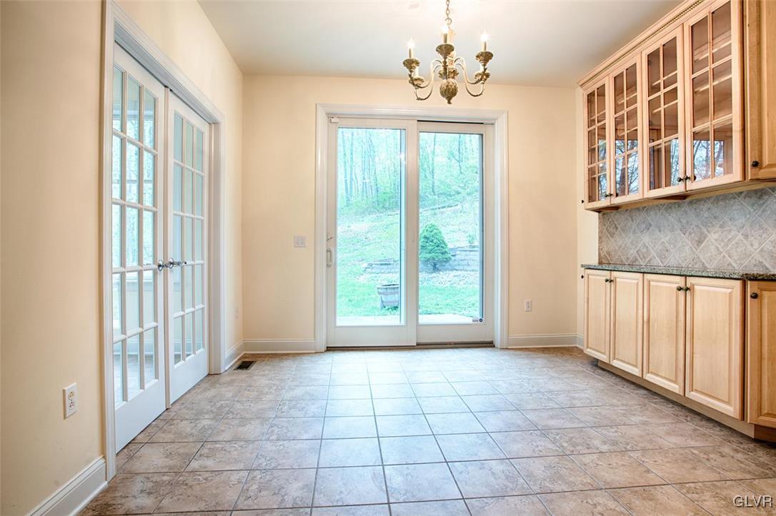 4261 Helms Road Hellertown, PA 18055 - Photo 12 of 47