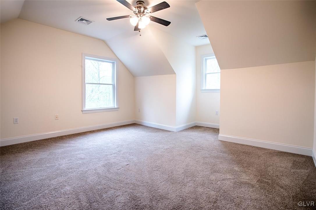 4261 Helms Road Hellertown, PA 18055 - Photo 28 of 47