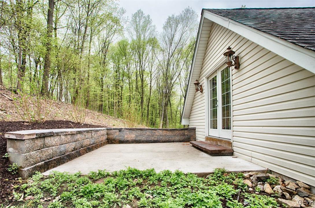 4261 Helms Road Hellertown, PA 18055 - Photo 29 of 47