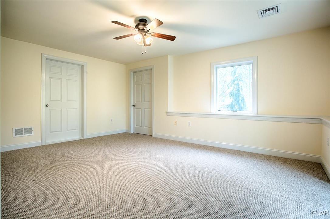 4261 Helms Road Hellertown, PA 18055 - Photo 40 of 47