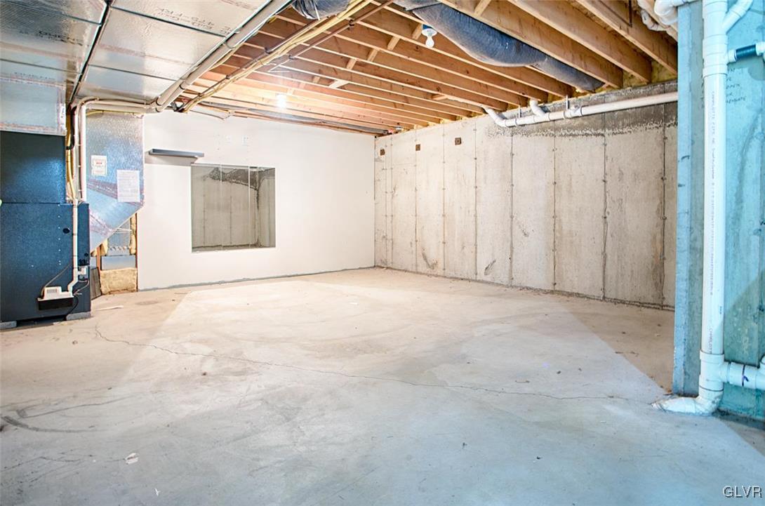 4261 Helms Road Hellertown, PA 18055 - Photo 43 of 47