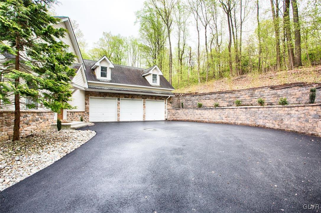 4261 Helms Road Hellertown, PA 18055 - Photo 46 of 47