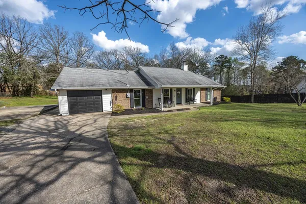 $267,000 | 95 Lee Road 504, Phenix City, AL 36870