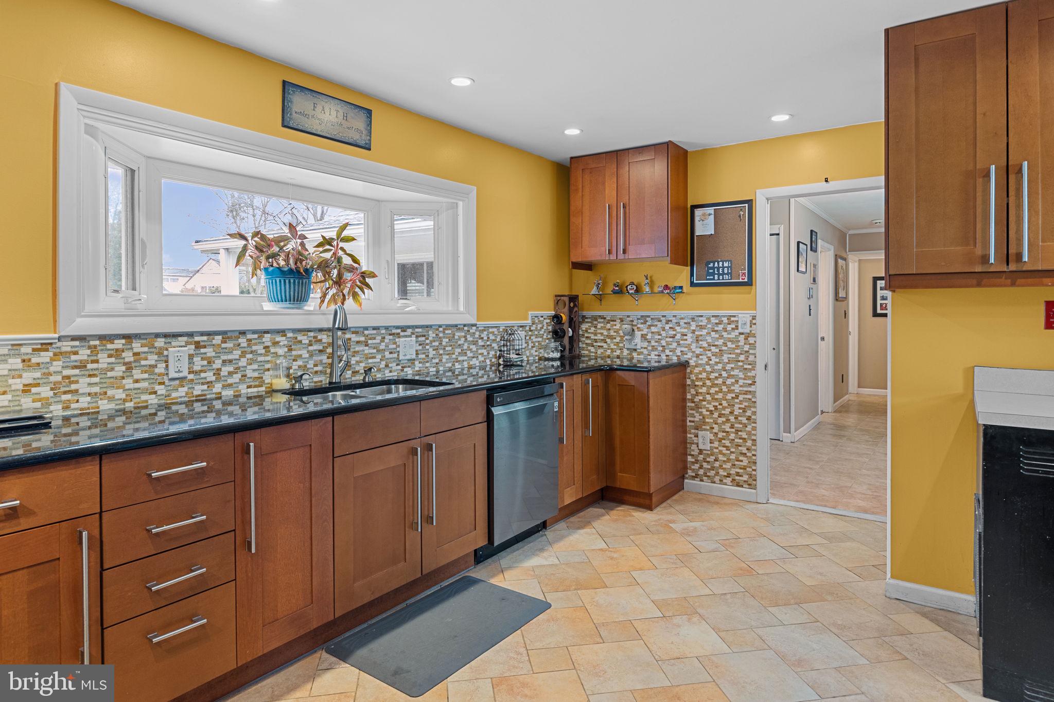 14 Rust Hill Road Levittown, PA 19056 - Photo 8 of 35