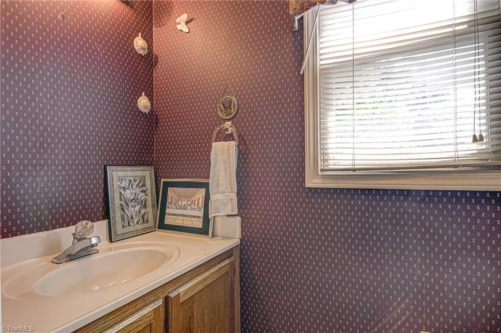 3205 Spring Mill Road Greensboro, NC 27406 - Photo 13 of 33 Gallery Image 13