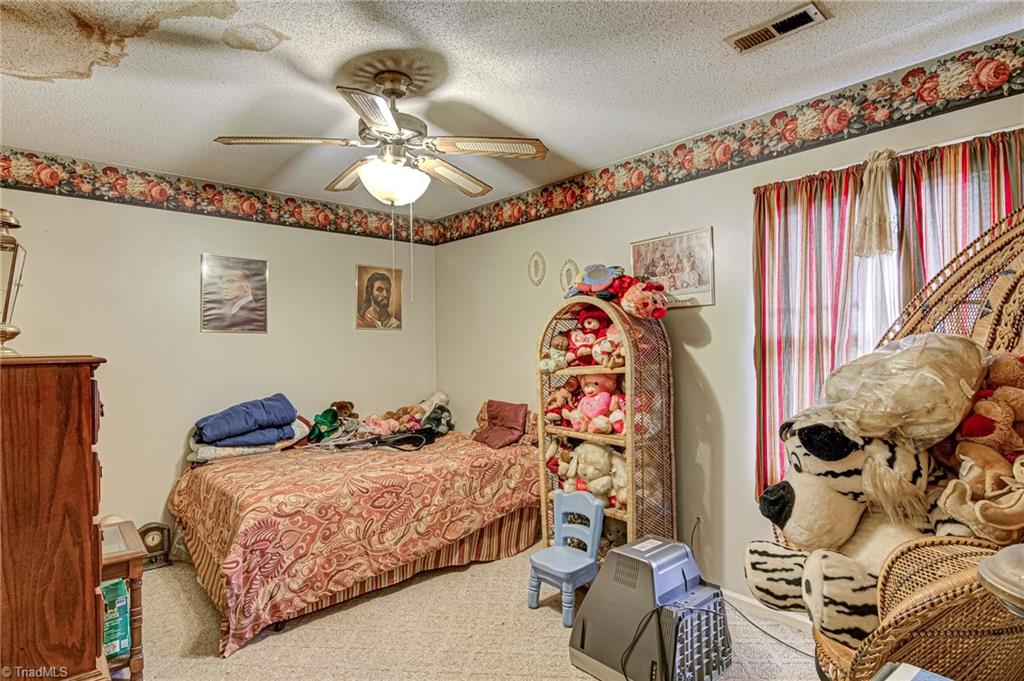 3205 Spring Mill Road Greensboro, NC 27406 - Photo 14 of 33 Gallery Image 14